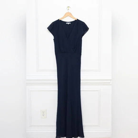 Reformation Nayeli Dress in Navy Blue Fitted Maxi Dress V-Neck Cap Sleeve Size 8 - Picture 3 of 14